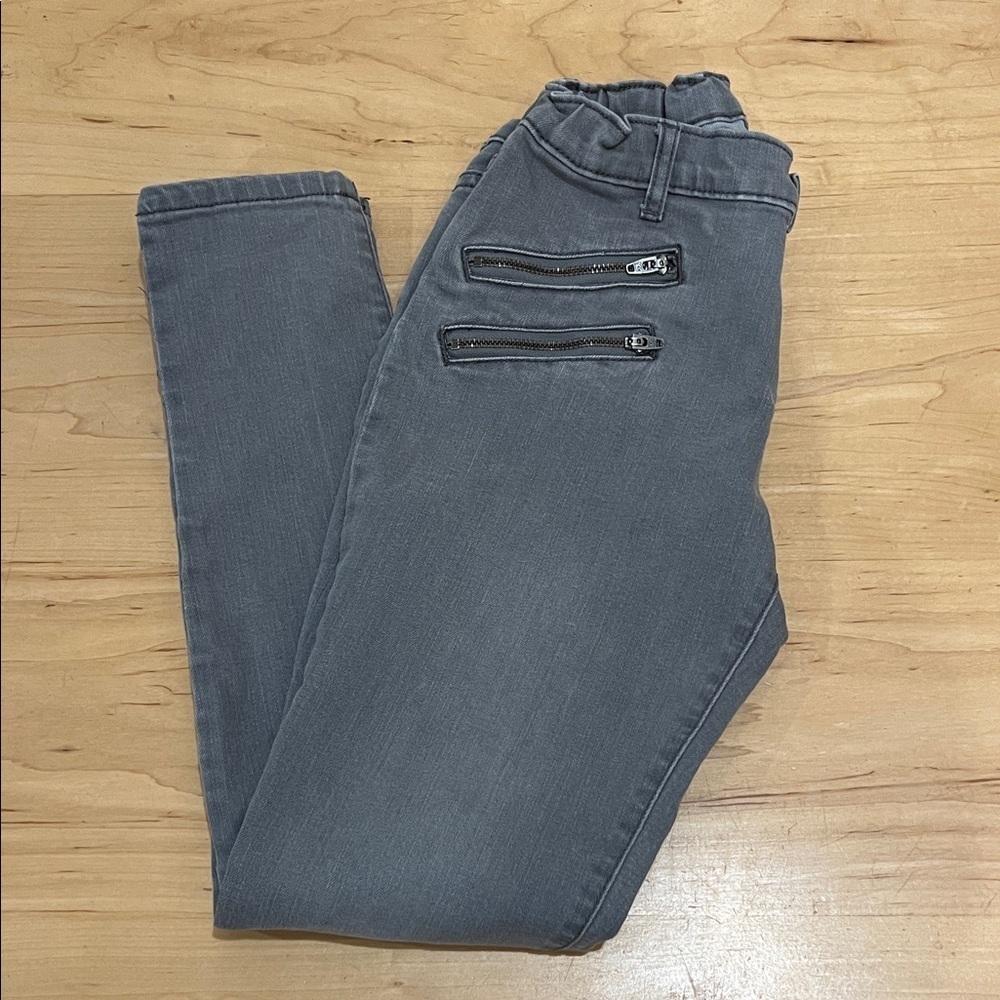 Gray Girl’s The Children’s Place Jeans with Zipper Details